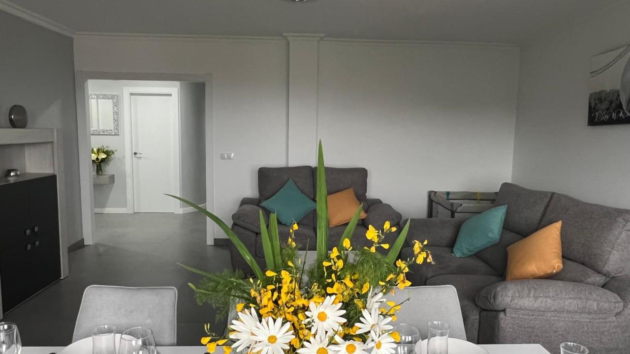APARTAMENTOS MARIA DE LUCIA- Segundo Piso Arou Bagian luar foto